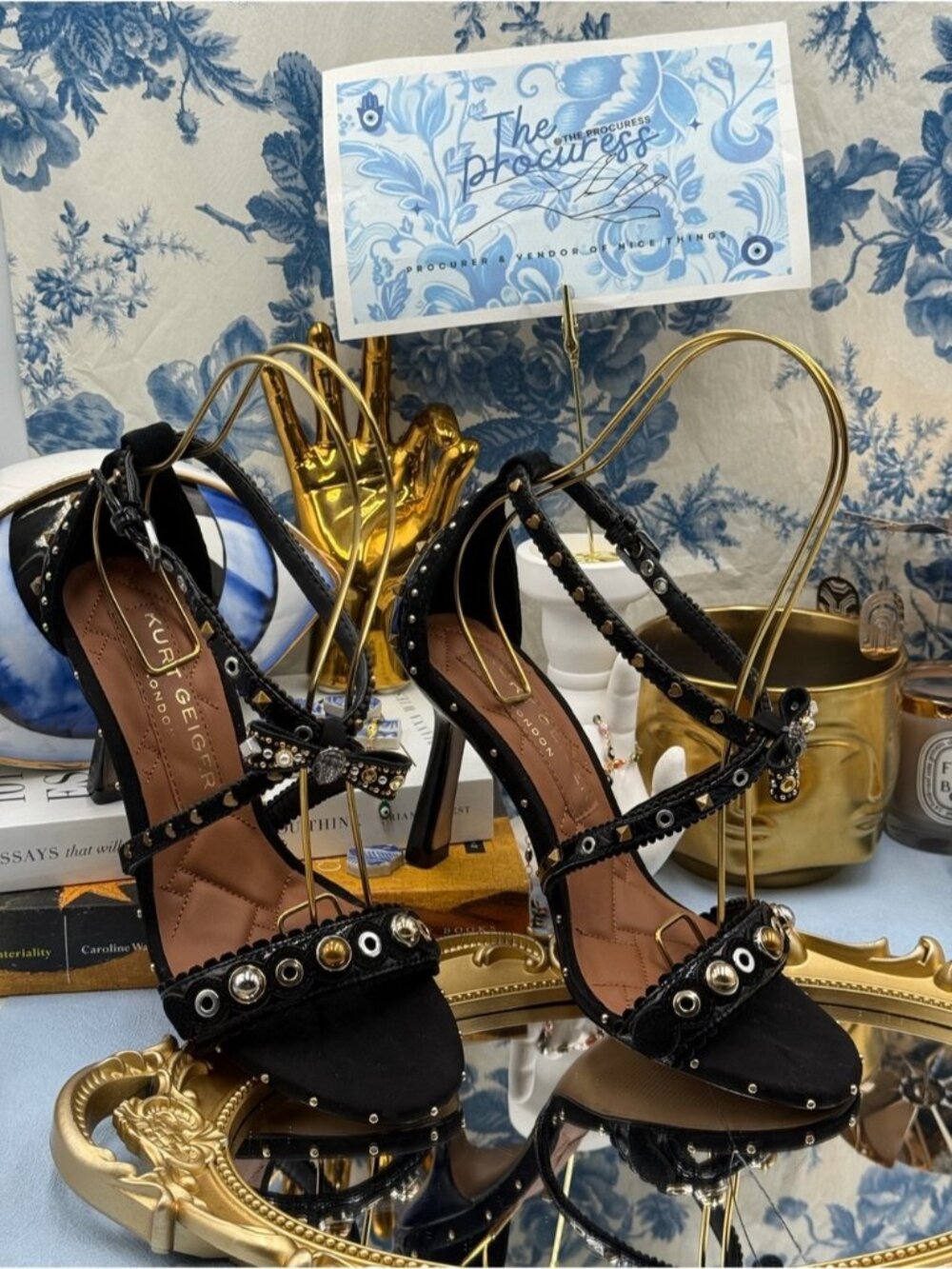 🆕 KURT GEIGER LONDON 🧿 NWOB Mini Bow Eyelet Heel Sandal, Black - Sz 37 US 7